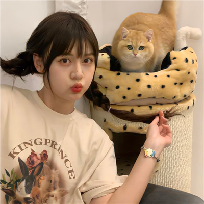 库尔勒伴游女生星晓莉的资料